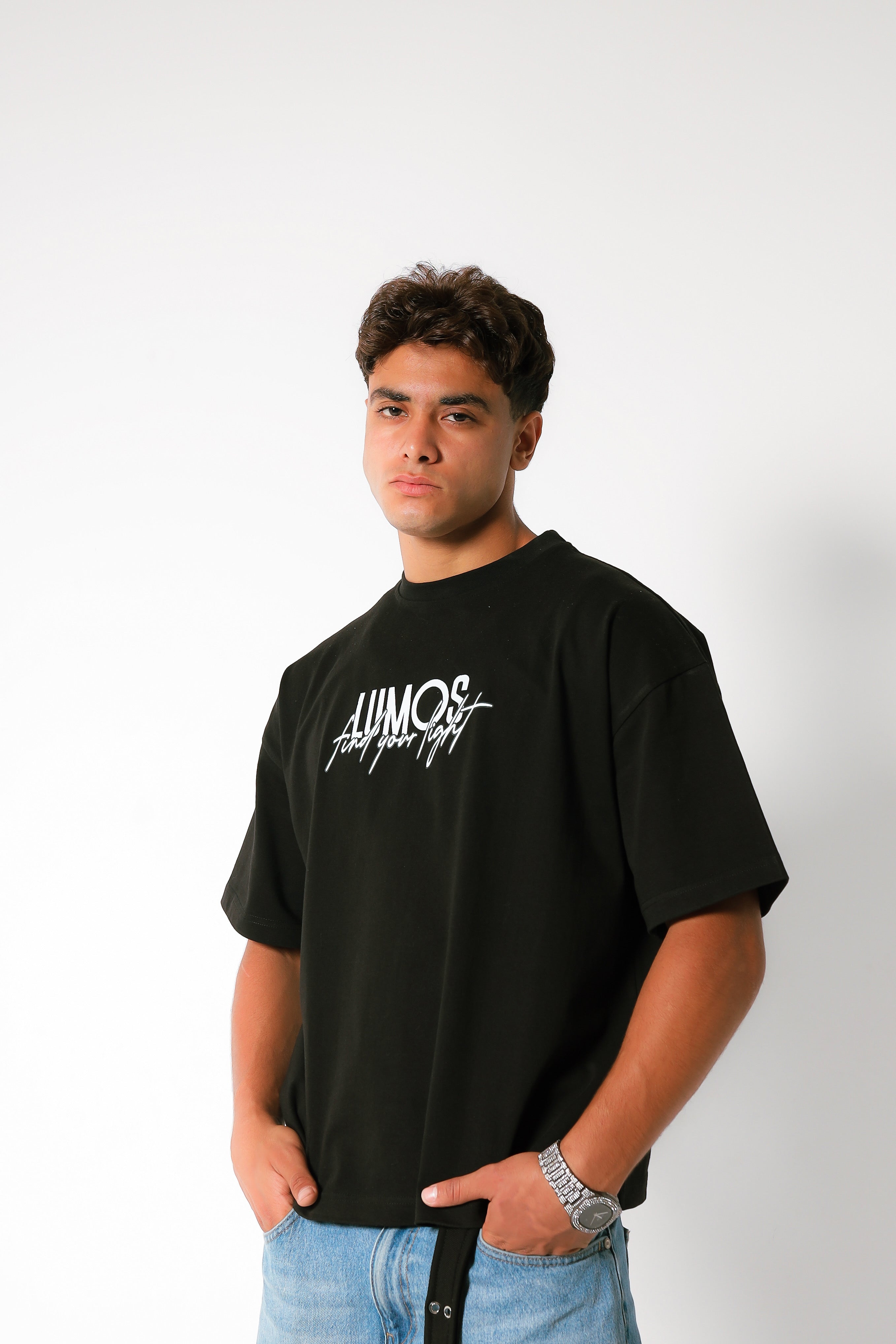 LUMOS BLACK TEE