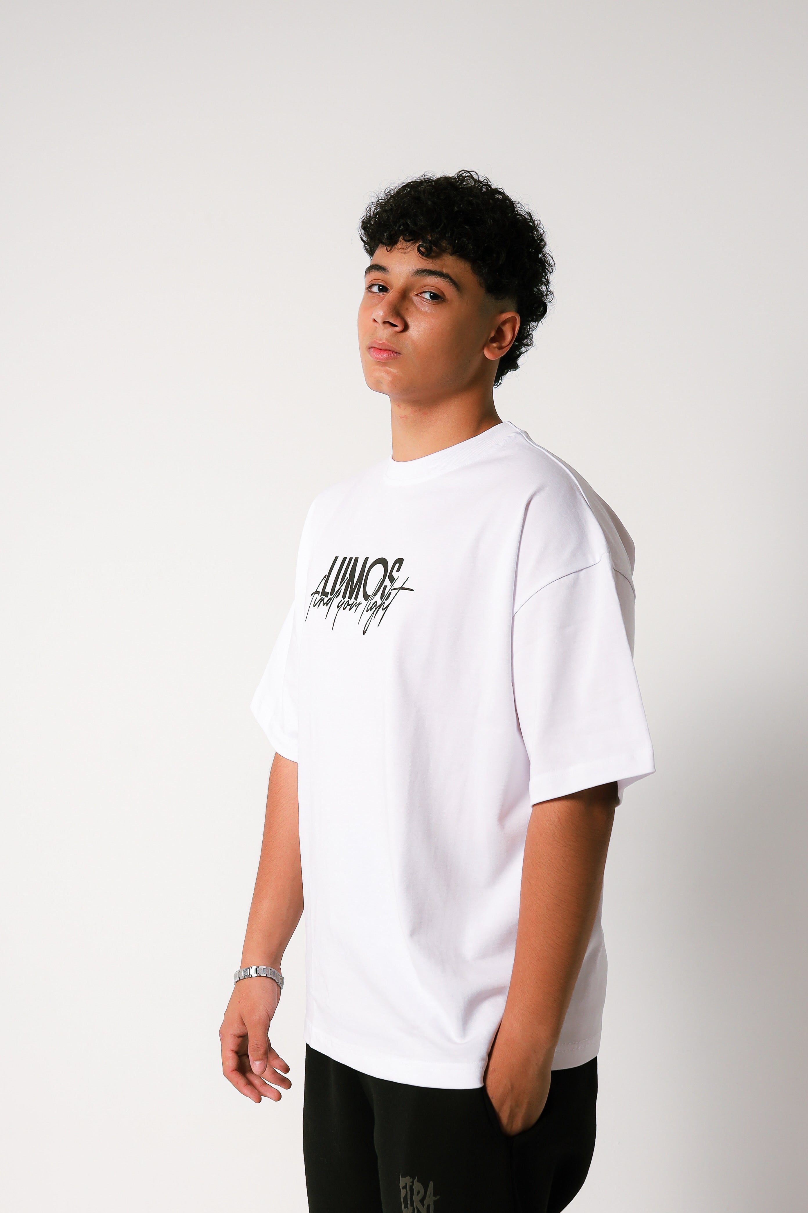 LUMOS WHITE TEE