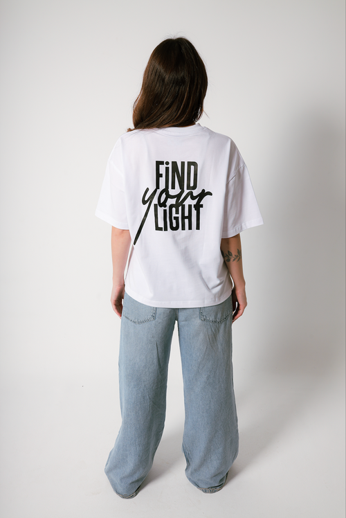 LUMOS WHITE TEE